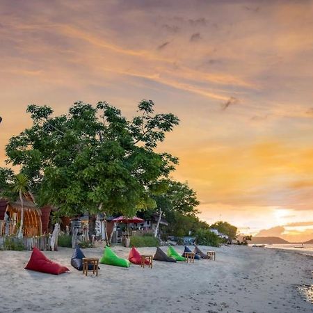 Santen Beach Bungalows Ped Exterior foto
